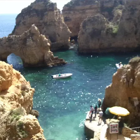 House- Huge Лагуш