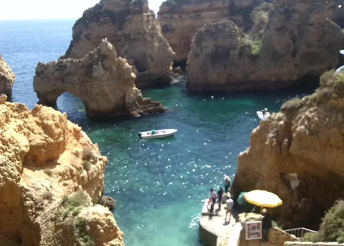 House- Huge 拉哥斯