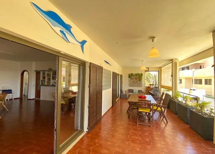 House- Huge Appartamento